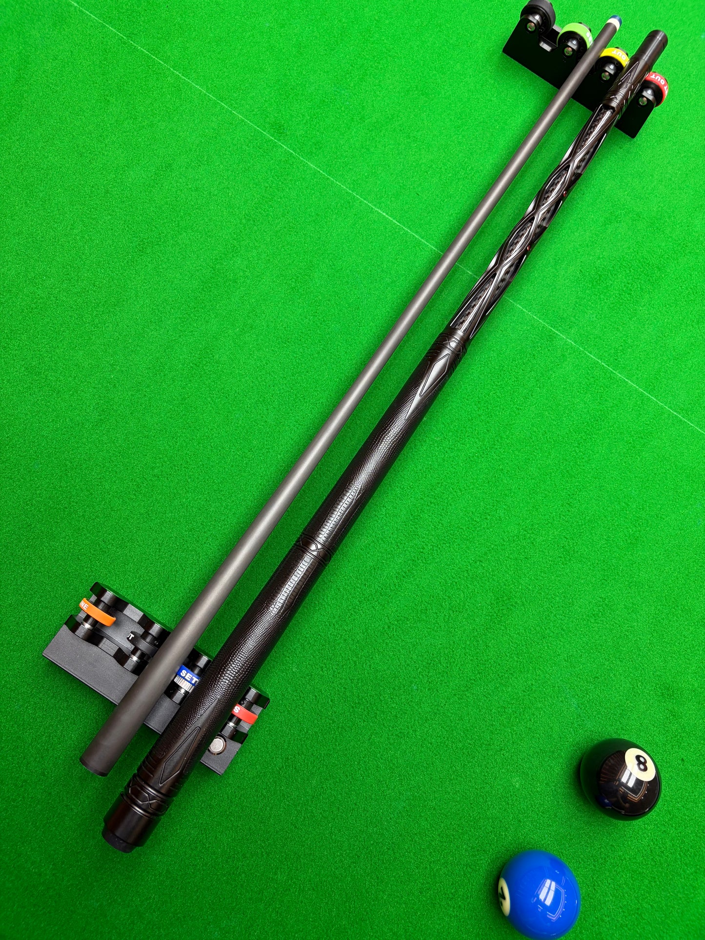 LANZEY Stellar T700 Carbon Fiber Pool Cue Set